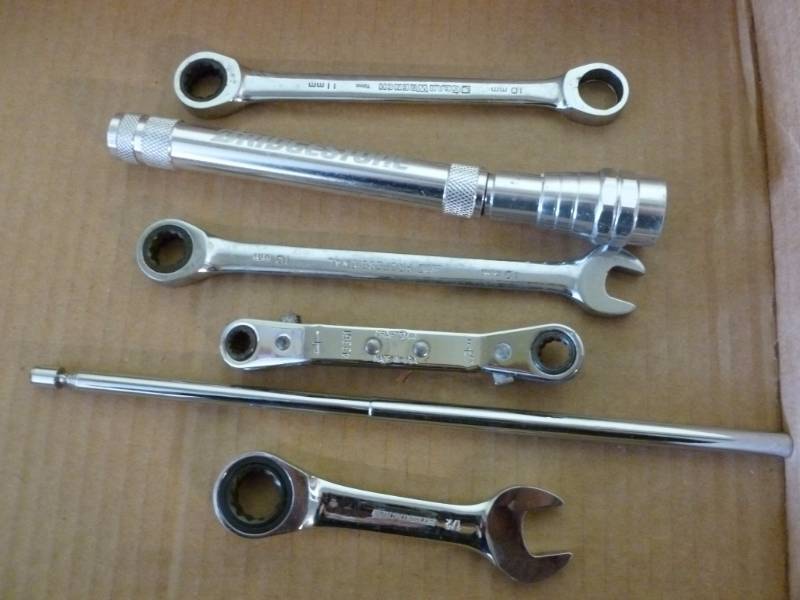 lot 215 image: Tools