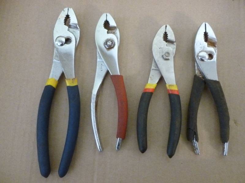 lot 224 image: Tools