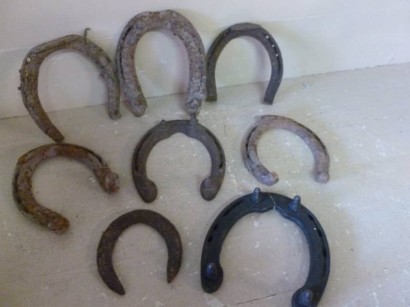 lot 260 image: Antique Horseshoes