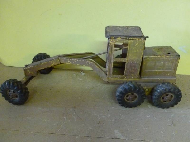 lot 267 image: Vintage Tonka