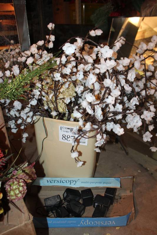 lot 887 image: Lighted Floral White Plum Tree