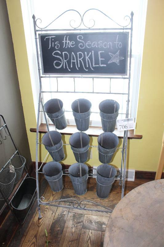 lot 706 image: Tis The Season To Sparkle Decorative Flower Display Stand w 9-Buckets