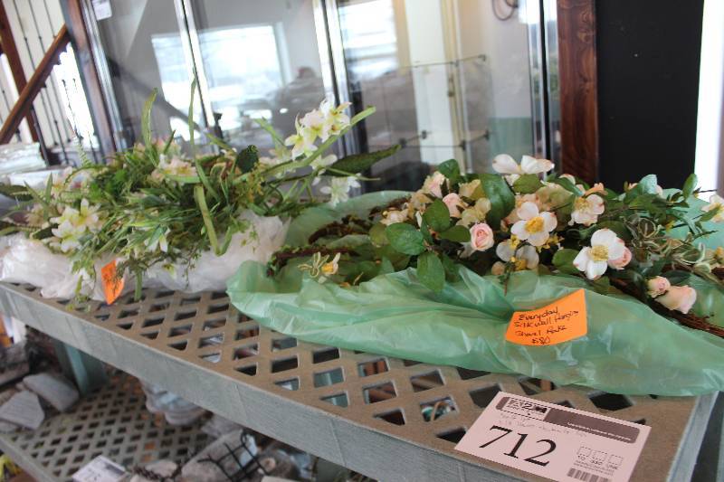 lot 712 image: Shelf Lot of Silk Flowers, Decorations