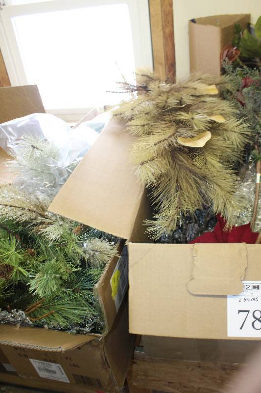 lot 786 image: Lot of (2) Boxes of Christmas Floral