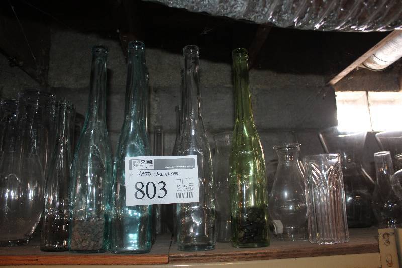 lot 803 image: Lot of (15) Assorted Tall Glass Vases