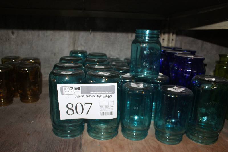 lot 807 image: Lot of (25) Assorted Mason Jar Vases
