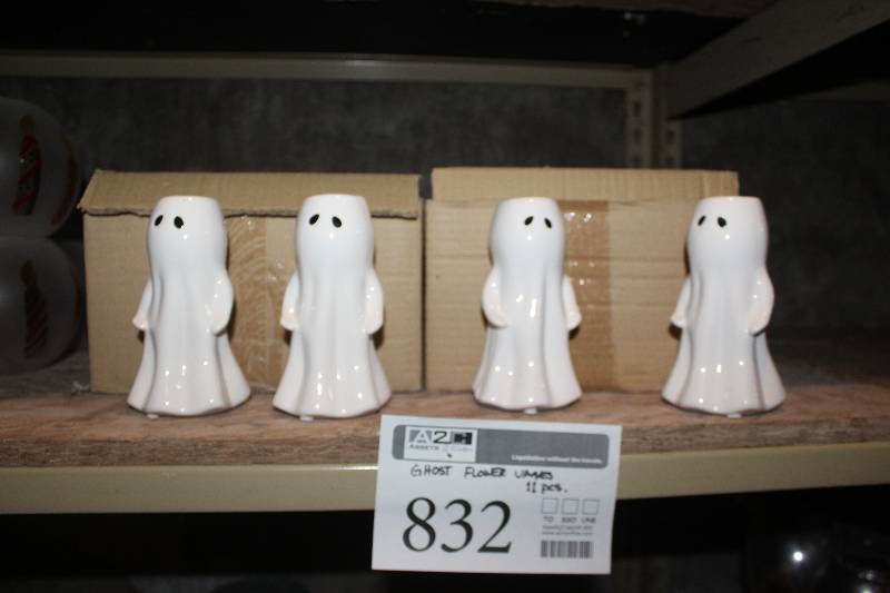 lot 832 image: Lot of (11) Ghost Flower Vases
