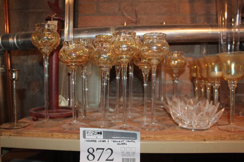 lot 872 image: Assorted Vases & Tealight Candle Holders