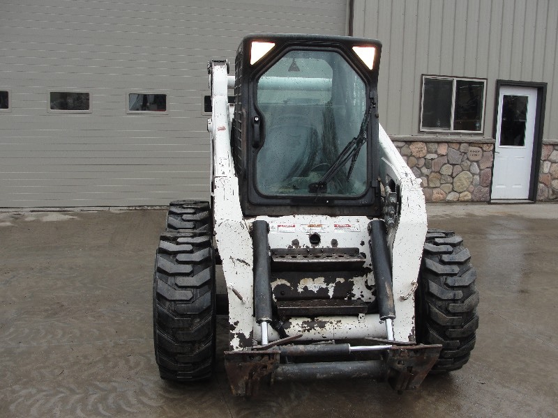 2009 Bobcat S330