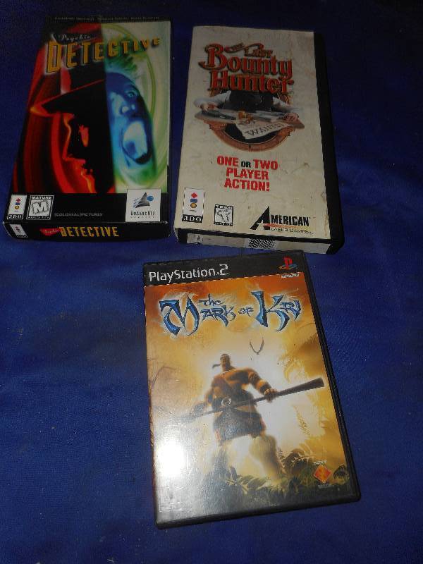 2 VERY COLLECTIBLE COMPUTER GAMES 1 RARE 1 PLAY STATION GAME