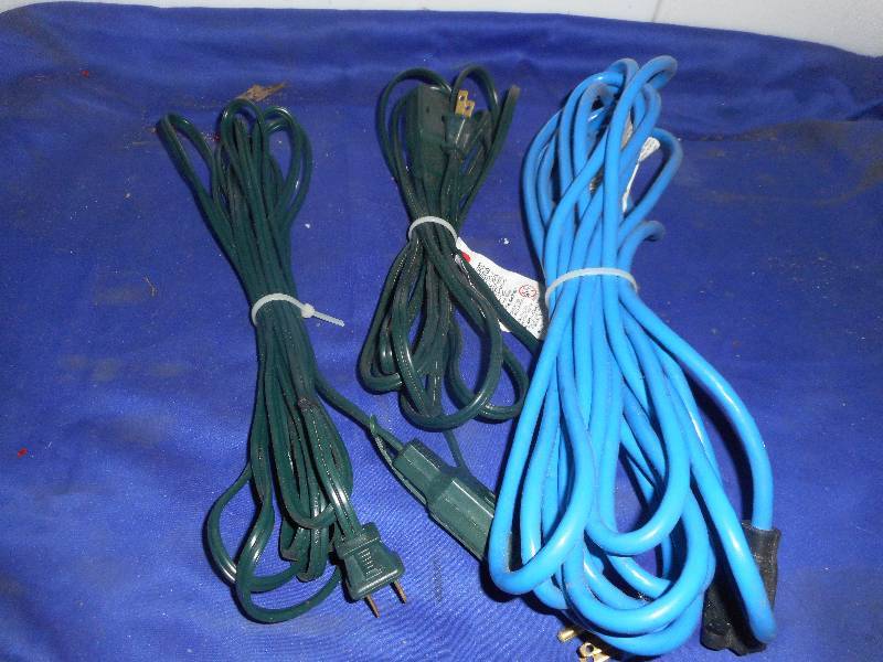 3 NEW EXTENSION CORDS