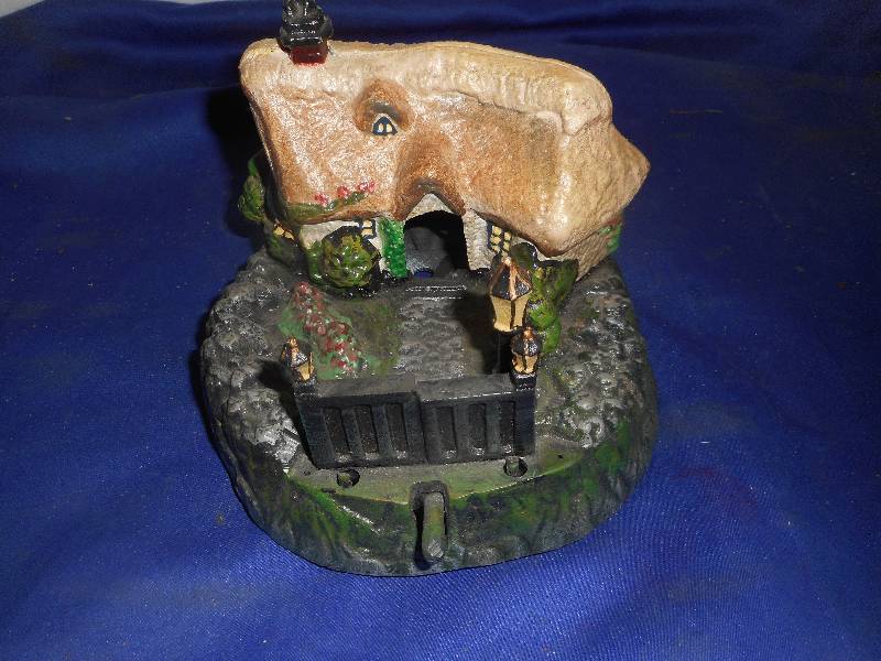 VINTAGE CAST IRON COTTAGE BANK