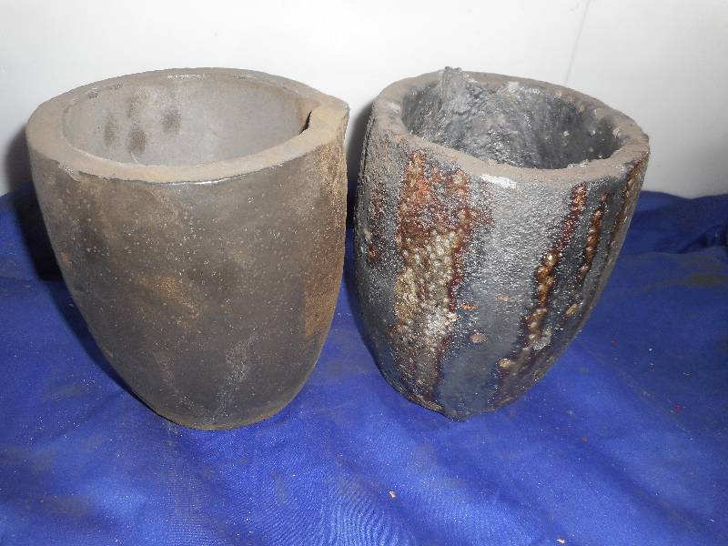 2 SMELTING POTS