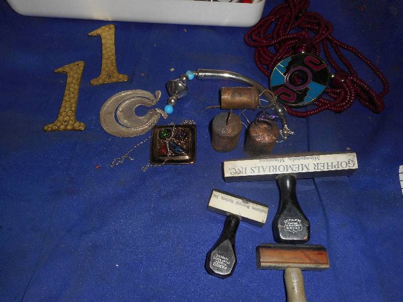 ANTIQUE AND VINTAGE MISC