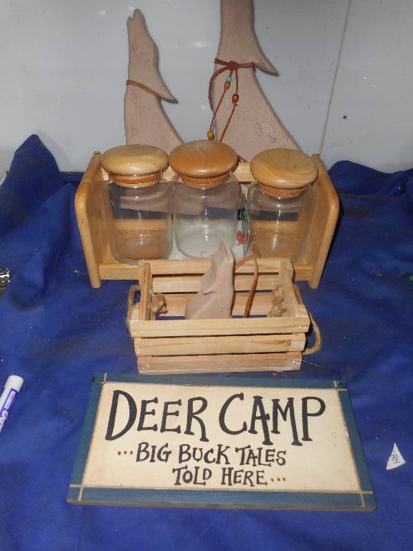 WOODEN COLLECTIBLES