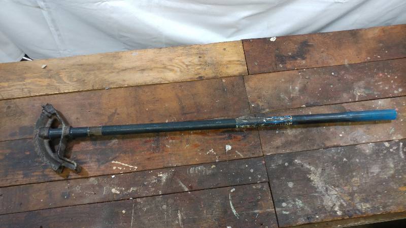 lot 8 image: IDEAL Conduit Bender