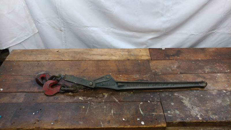 lot 9 image: Metal Load Binder