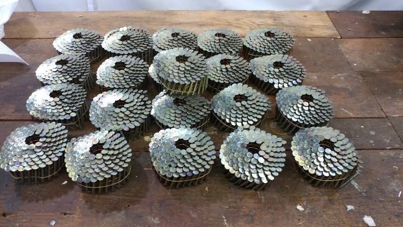 lot 27 image: 21 Coils of Nails