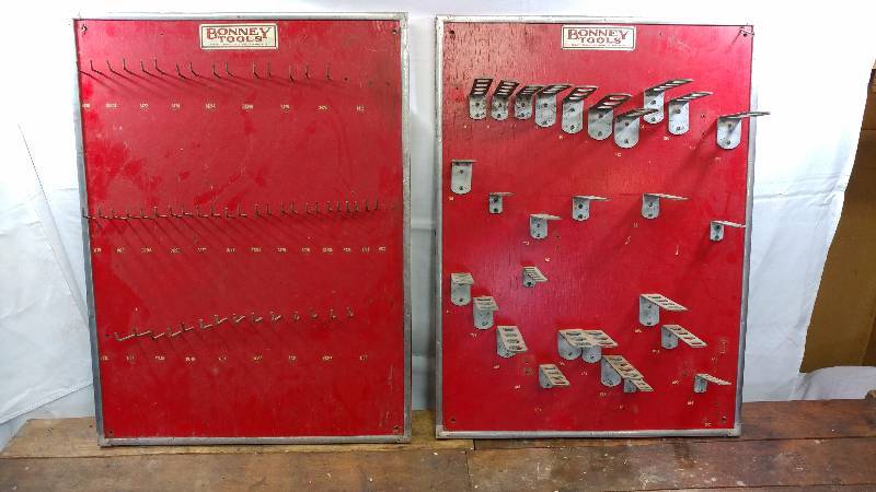 lot 31 image: Pair of Wall Hanging Tool Organizers