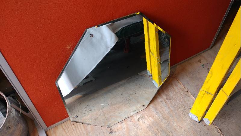 lot 88 image: Octagon Mirror