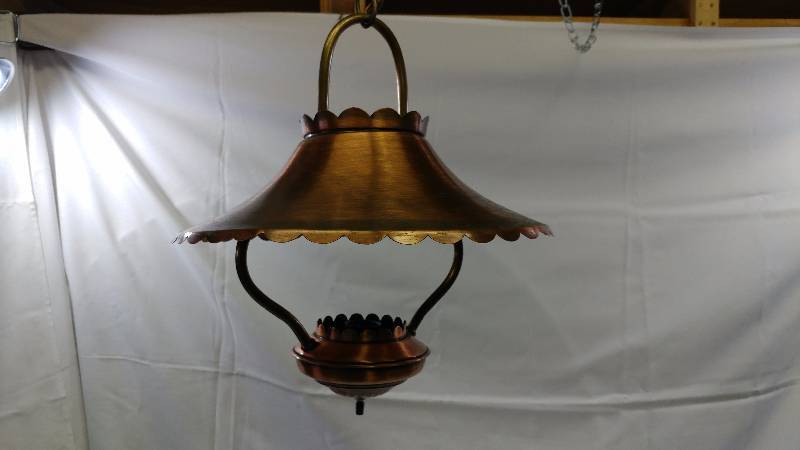lot 96 image: Mid-Century Light