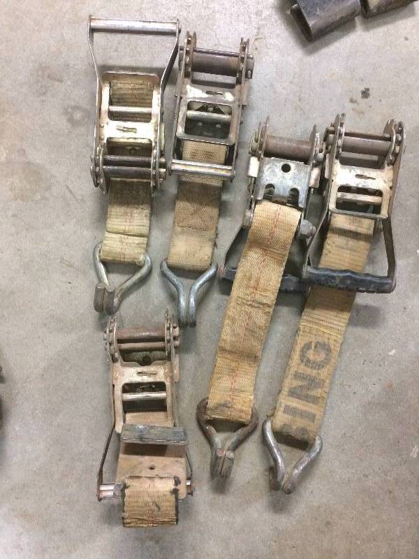 2 Strap Ratchets