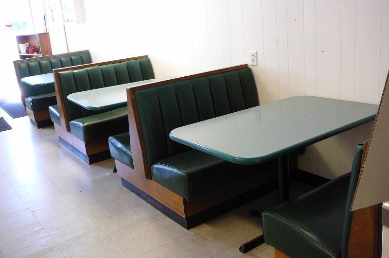 3 Booths