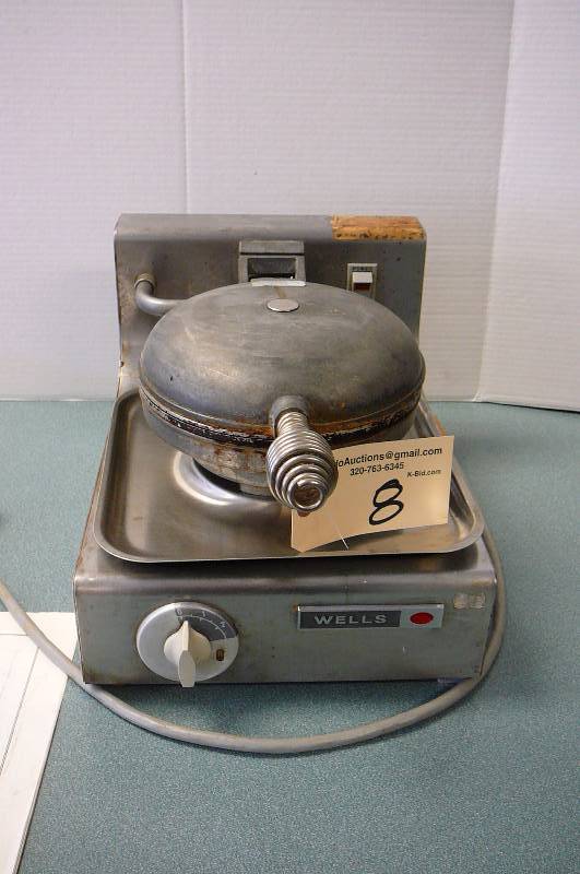 Wells Brand Waffle Maker