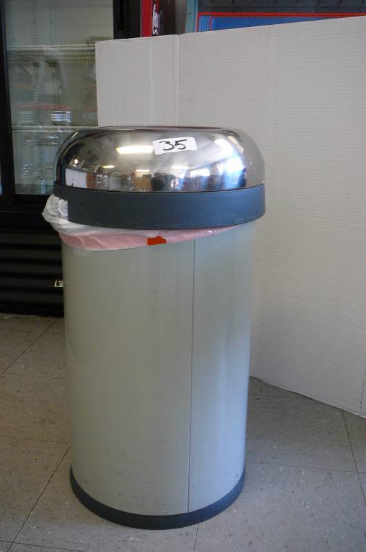 Waste basket