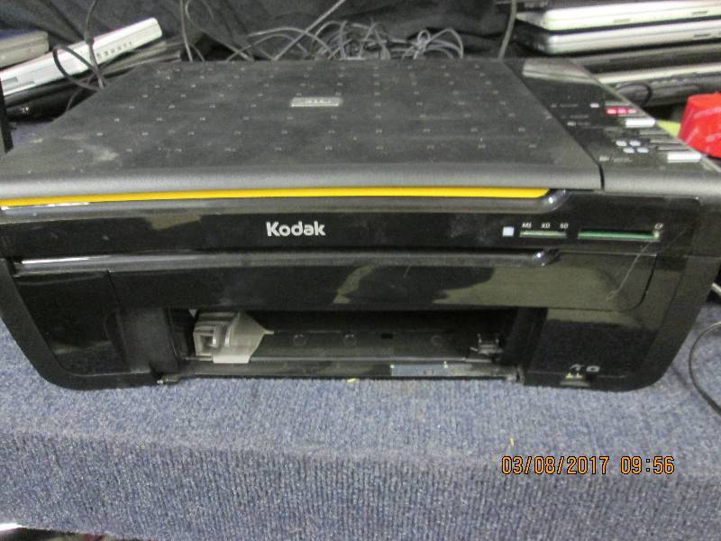 lot 20 image: kodak esp-3 printer powers on ...
