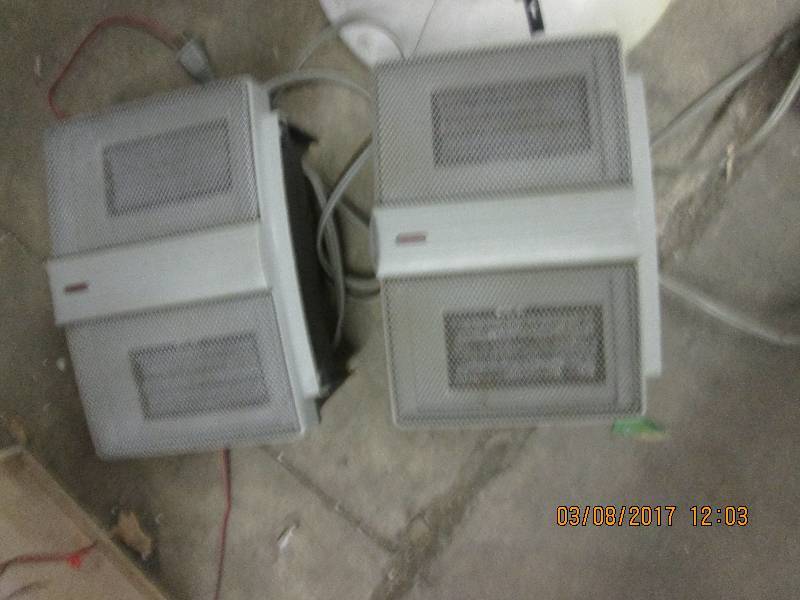 lot 31 image: 2 holmes ceramic heaters used and 2...