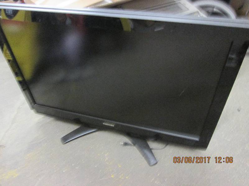 lot 32 image: toshiba tv works 37 ...