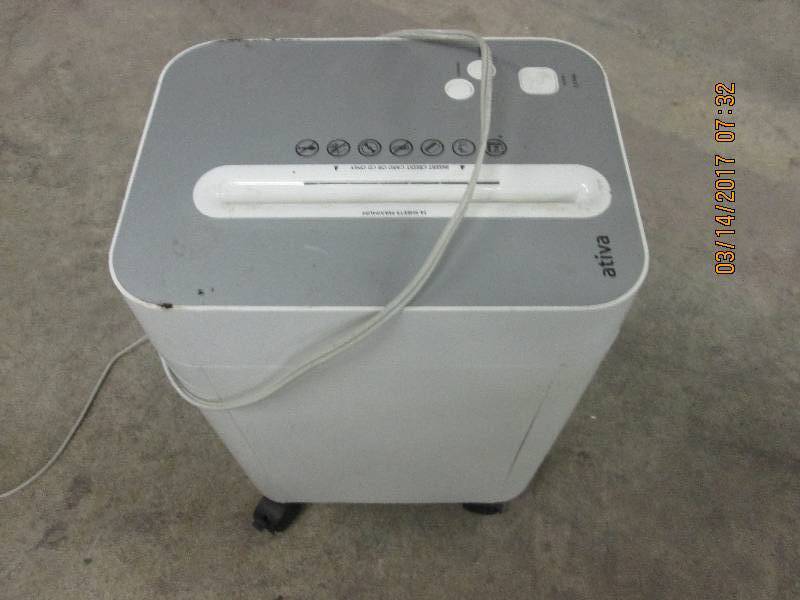lot 67 image: ativa paper shredder powers on and ...