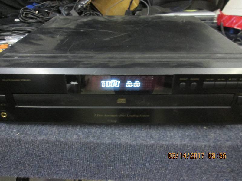 lot 84 image: denon cd auto changer dcm-280 5 dis...