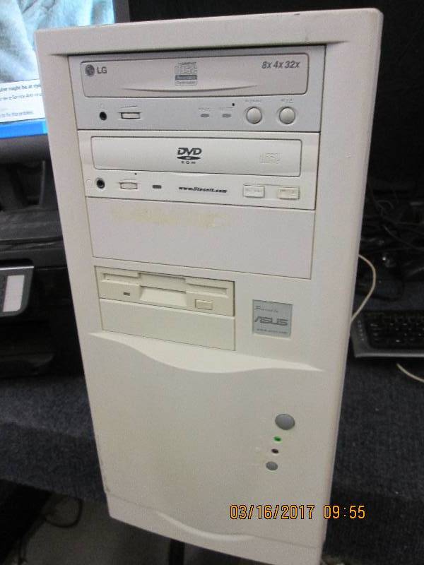 lot 108 image: computer tower boots to windows com...