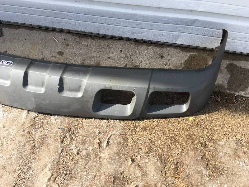 2003-2006 Chevy Pickup Lower Air Deflector