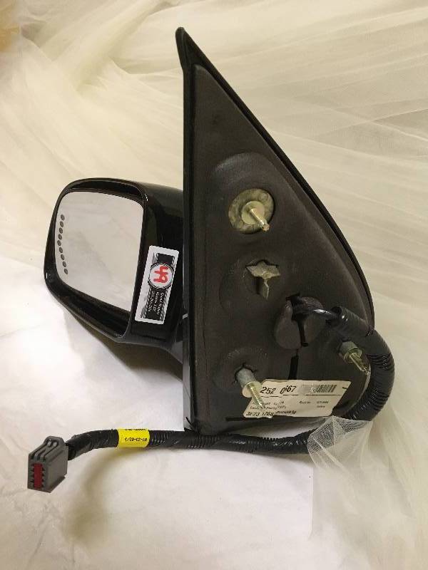 2004-2007 Ford Freestar LT Mirror