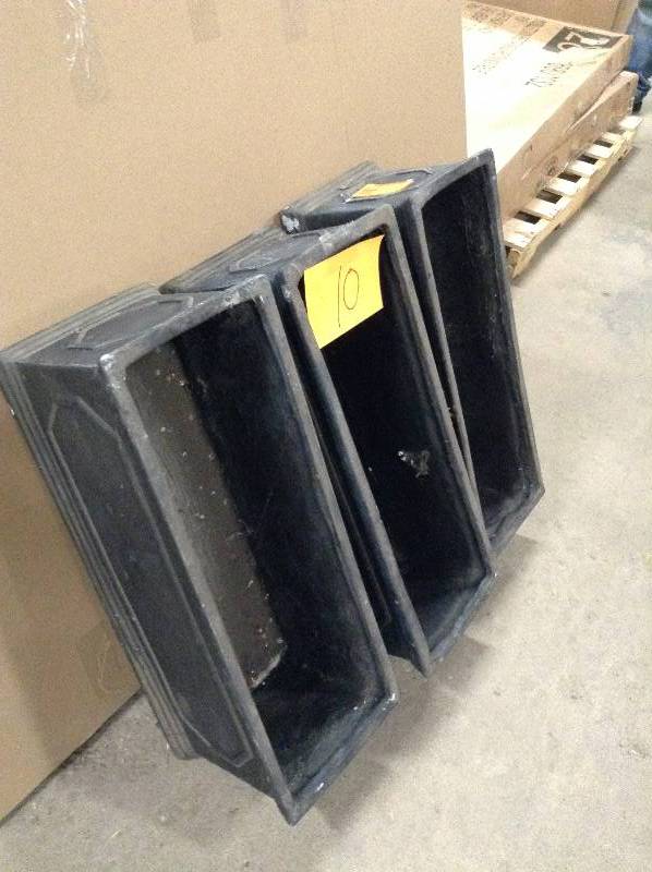 Lot of 3 24 Rectangulat Planters