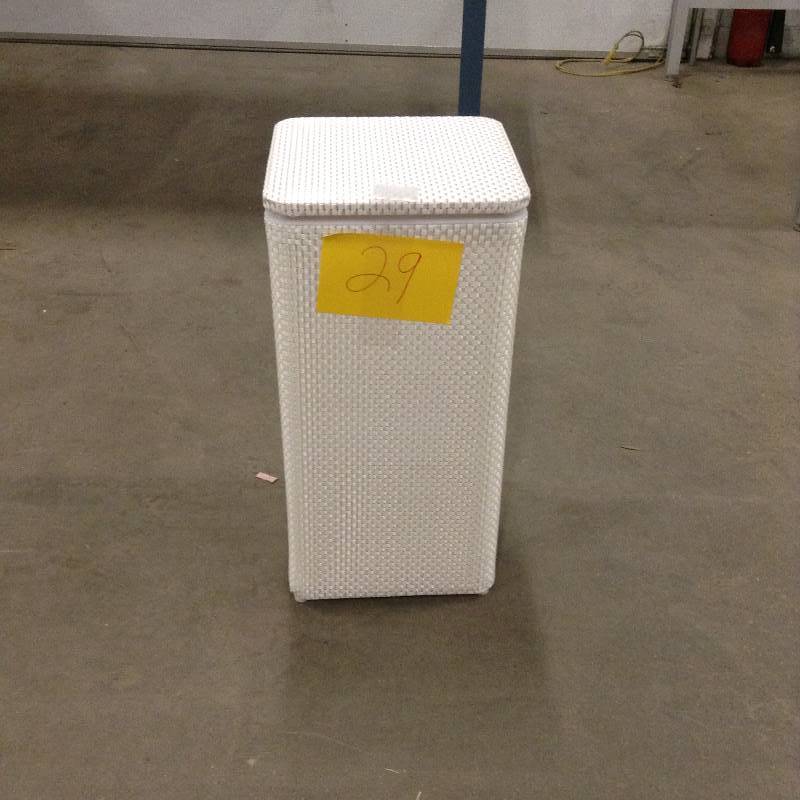 Basketweave Apartment Laundry Hamper never used
