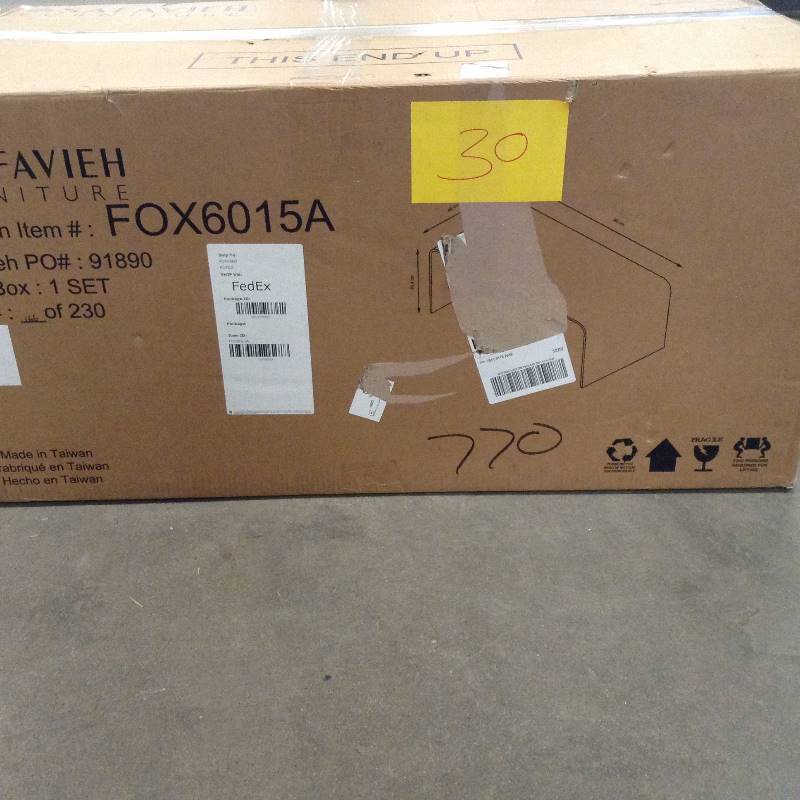 Safavieh Atka Acrylic Coffee Table Clear New Retails for $249