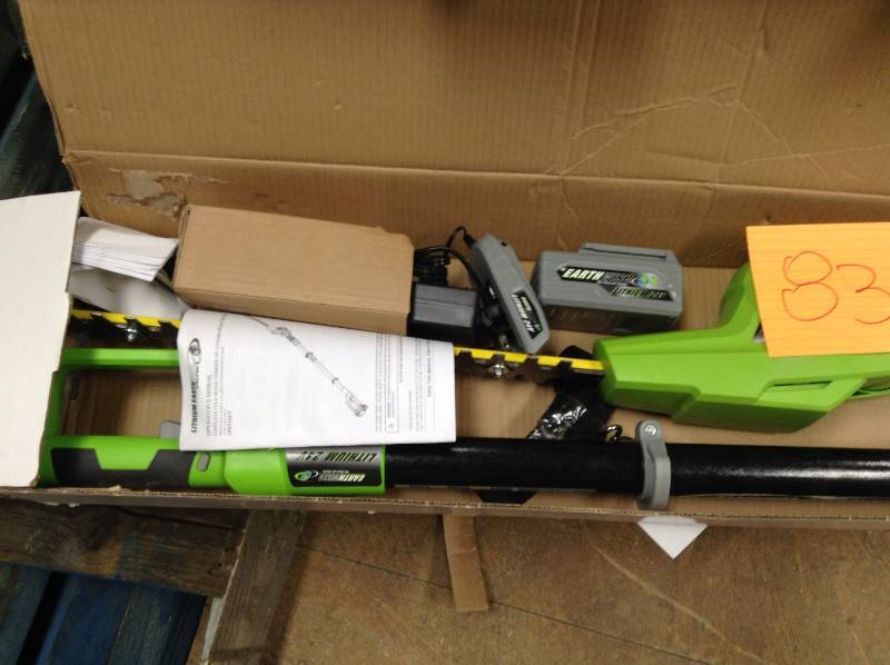 17 Pole Hedge Trimmer 24V Lithium Operated