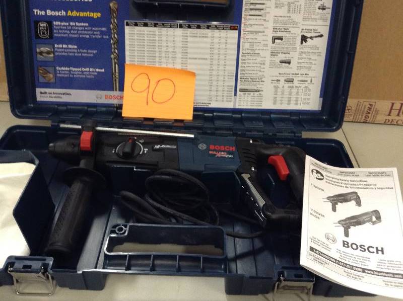 Bosch RH228VC 1-18 in. SDS-Plus Bulldog Rotary Hammer open box never used