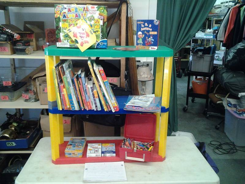 lot 52 image: Shelf With Story Books, Flash Cards, Puzzles, Games, CDs
