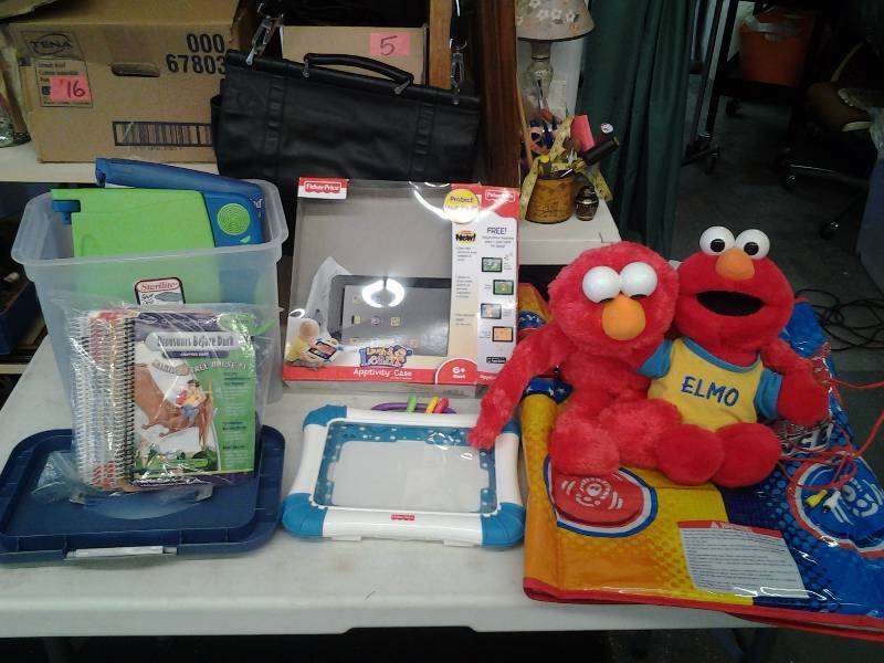 lot 53 image: Hug Me Elmo & Tickle Me Elmo (Both Work), Other Electronic Games