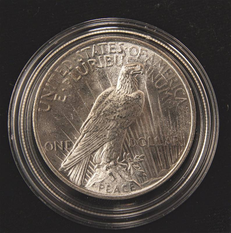 1923 PEACE SILVER DOLLAR UNC IN AIRTITE HOLDER