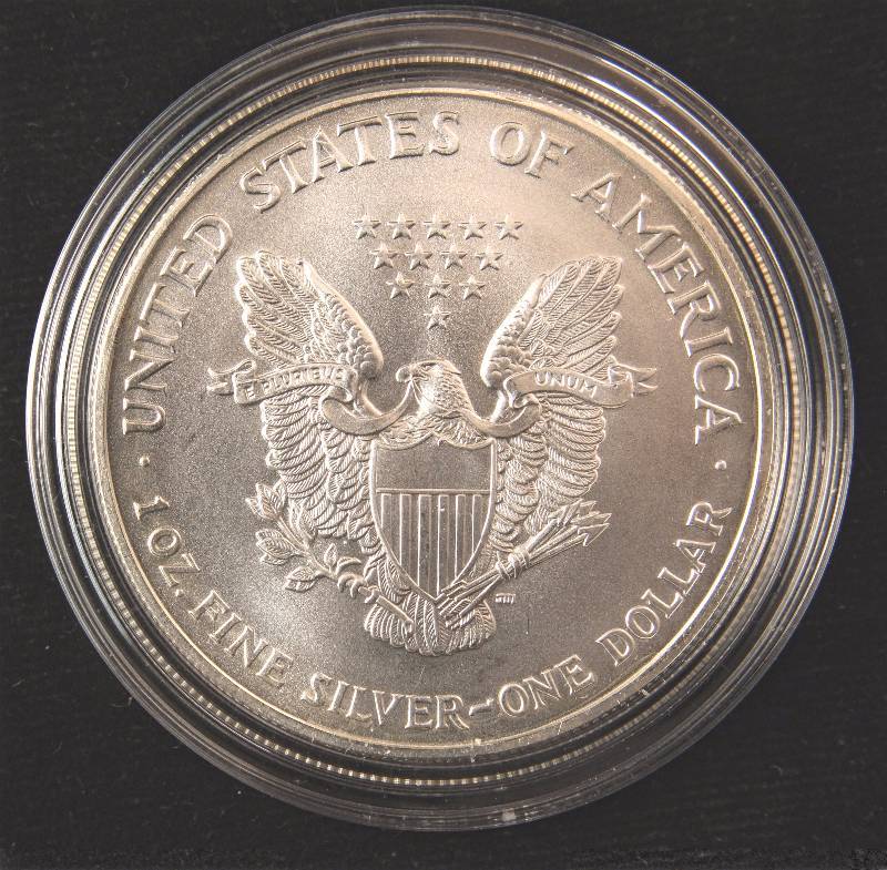 2002 AMERICAN SILVER EAGLE 1 TROY OZ. .999 FINE SILVER DOLLAR IN AIRTITE HOLDER