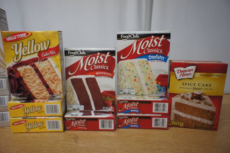 lot 178 image: Large Lot of Assorted Cake and Muffin Mixes  - All Items Expired In 2016 -
