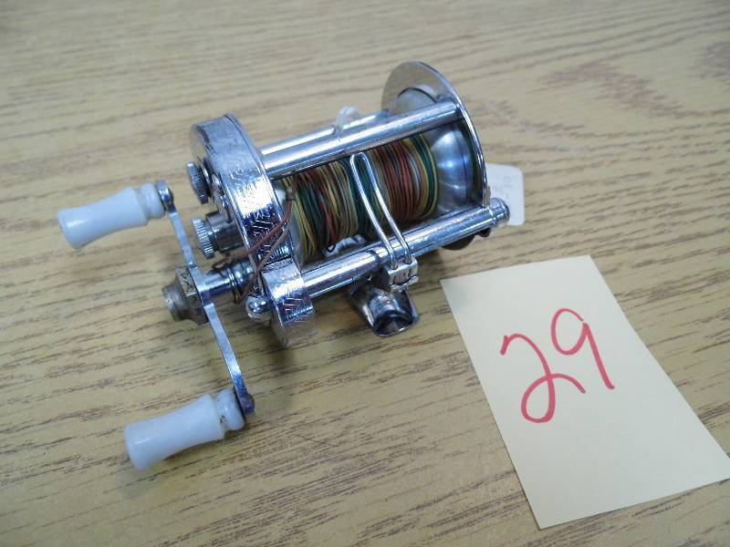 lot 29 image: Akron Pflueger