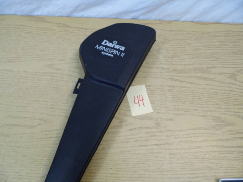 lot 44 image: Daiwa Mini Spin 11 System