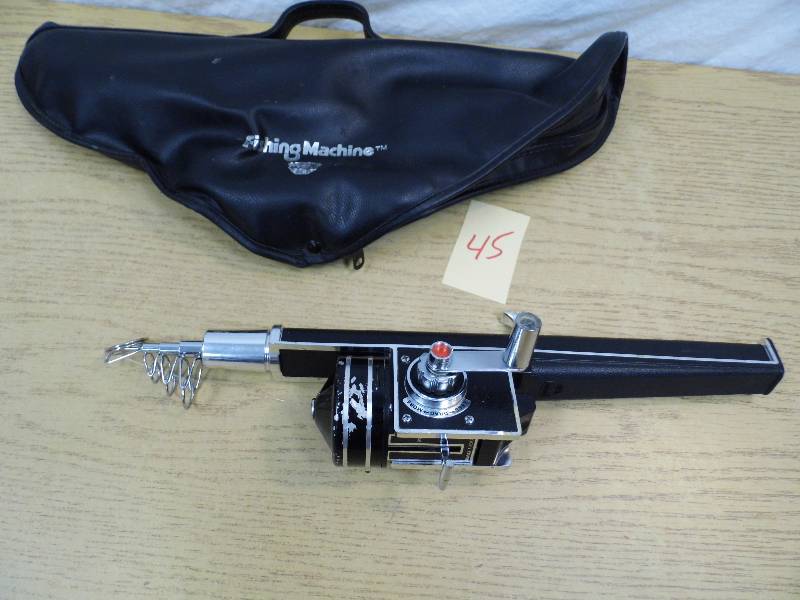 lot 45 image: Fishing Machine